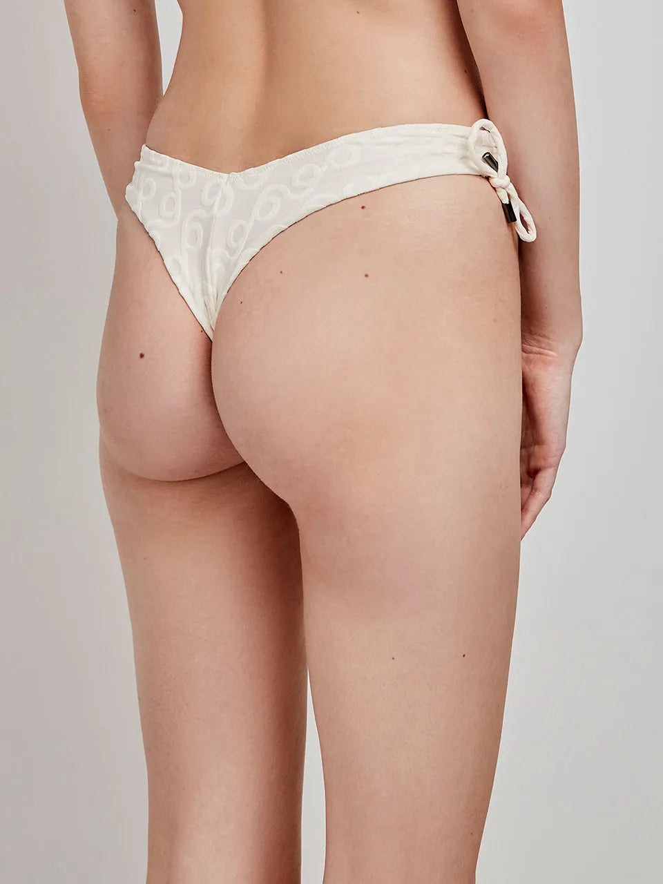 #Cor_BEIGE