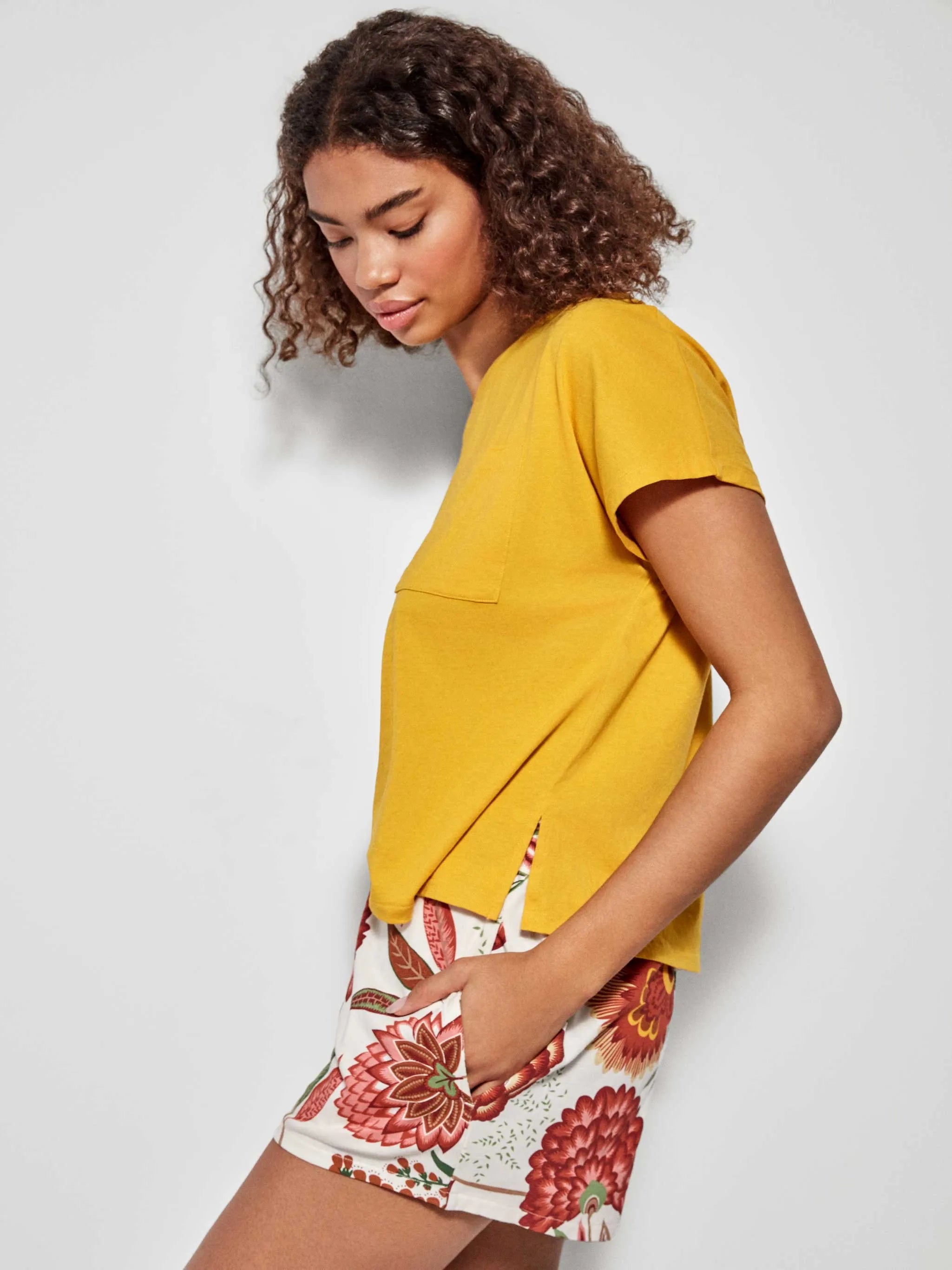 #Color_MUSTARD