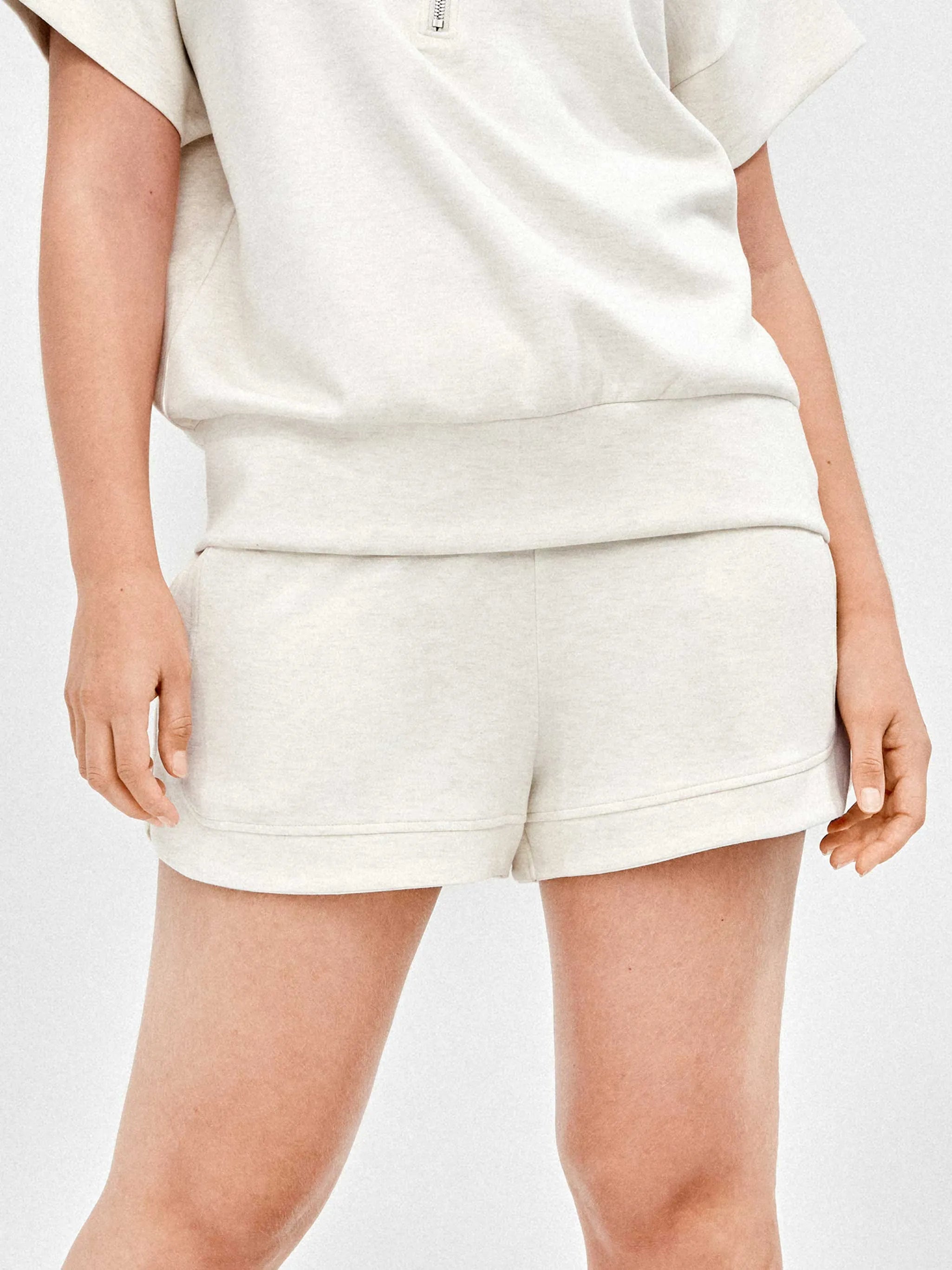 #Color_BEIGE