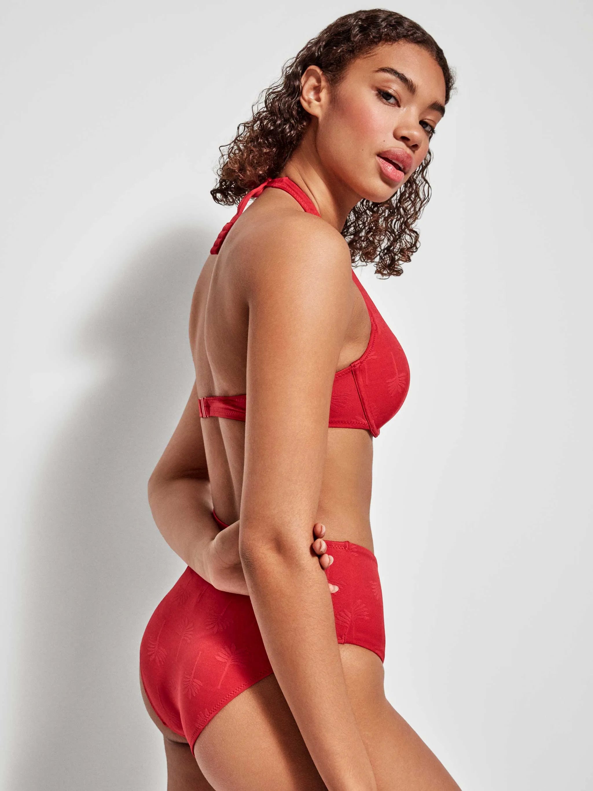 #Color_ROJO