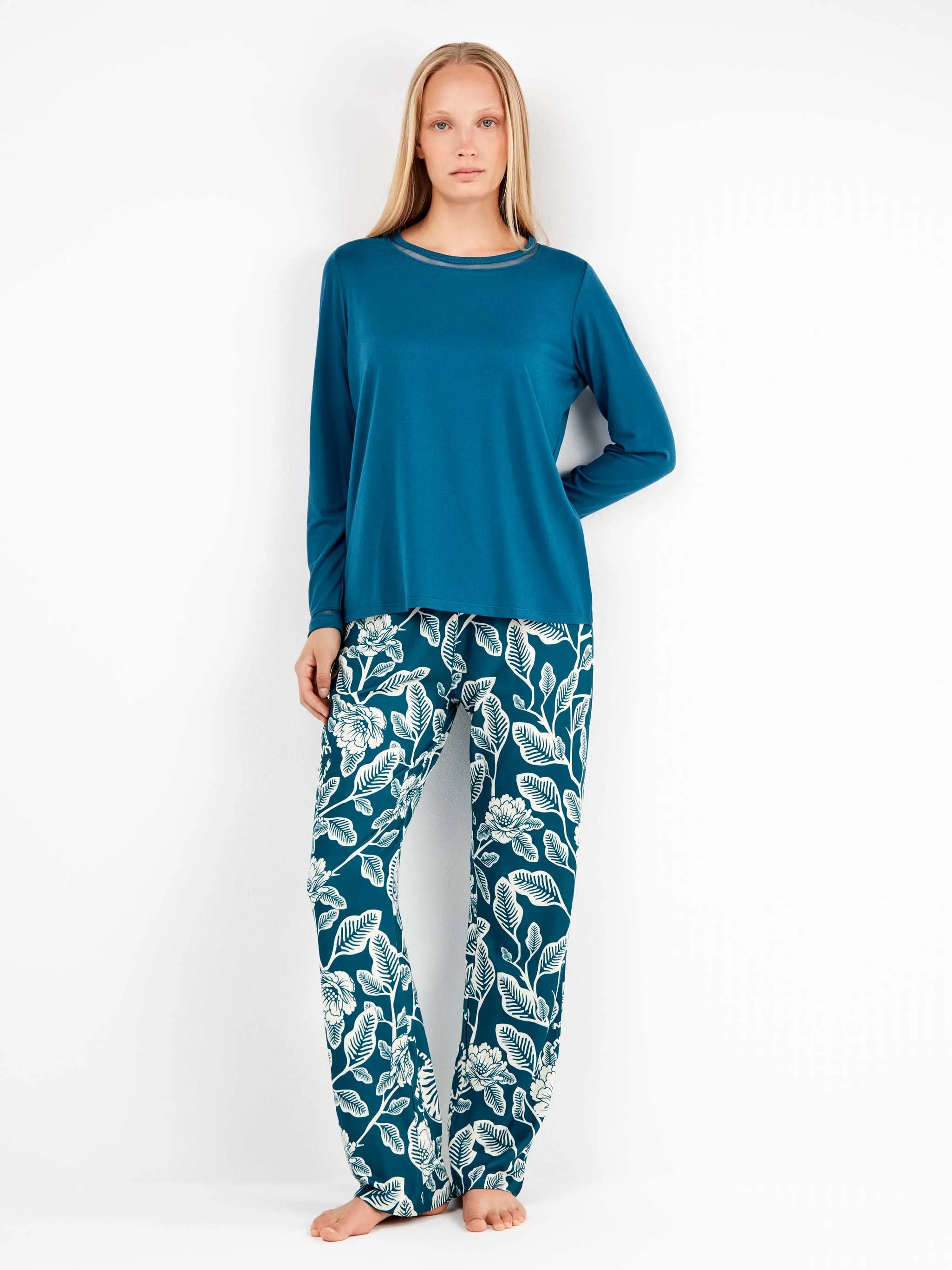 #PETROLEAN_BLUE color