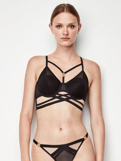 Bralette bra with straps at the neckline