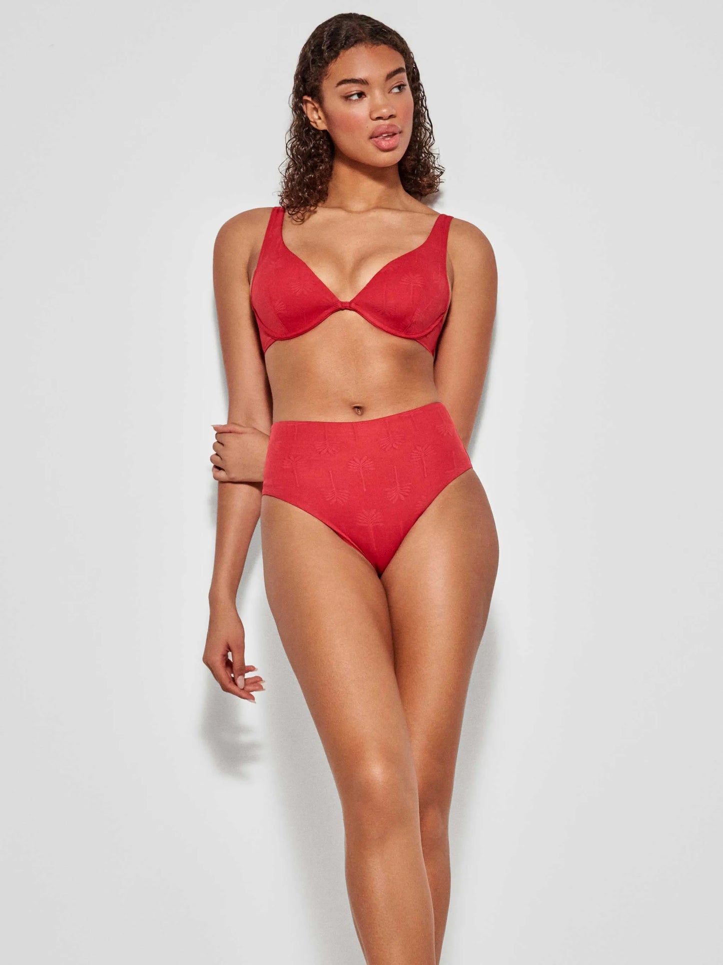 #Color_ROJO