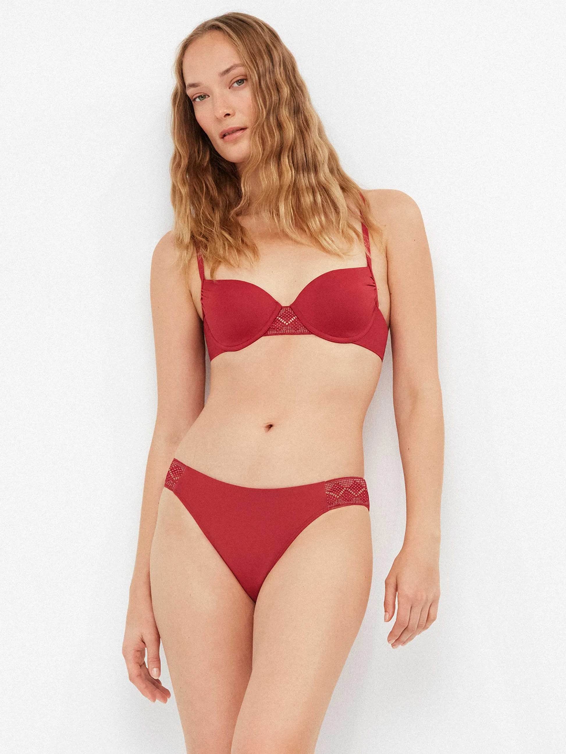 #Color_ROJO
