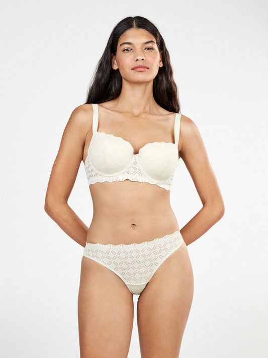 #Color_BEIGE