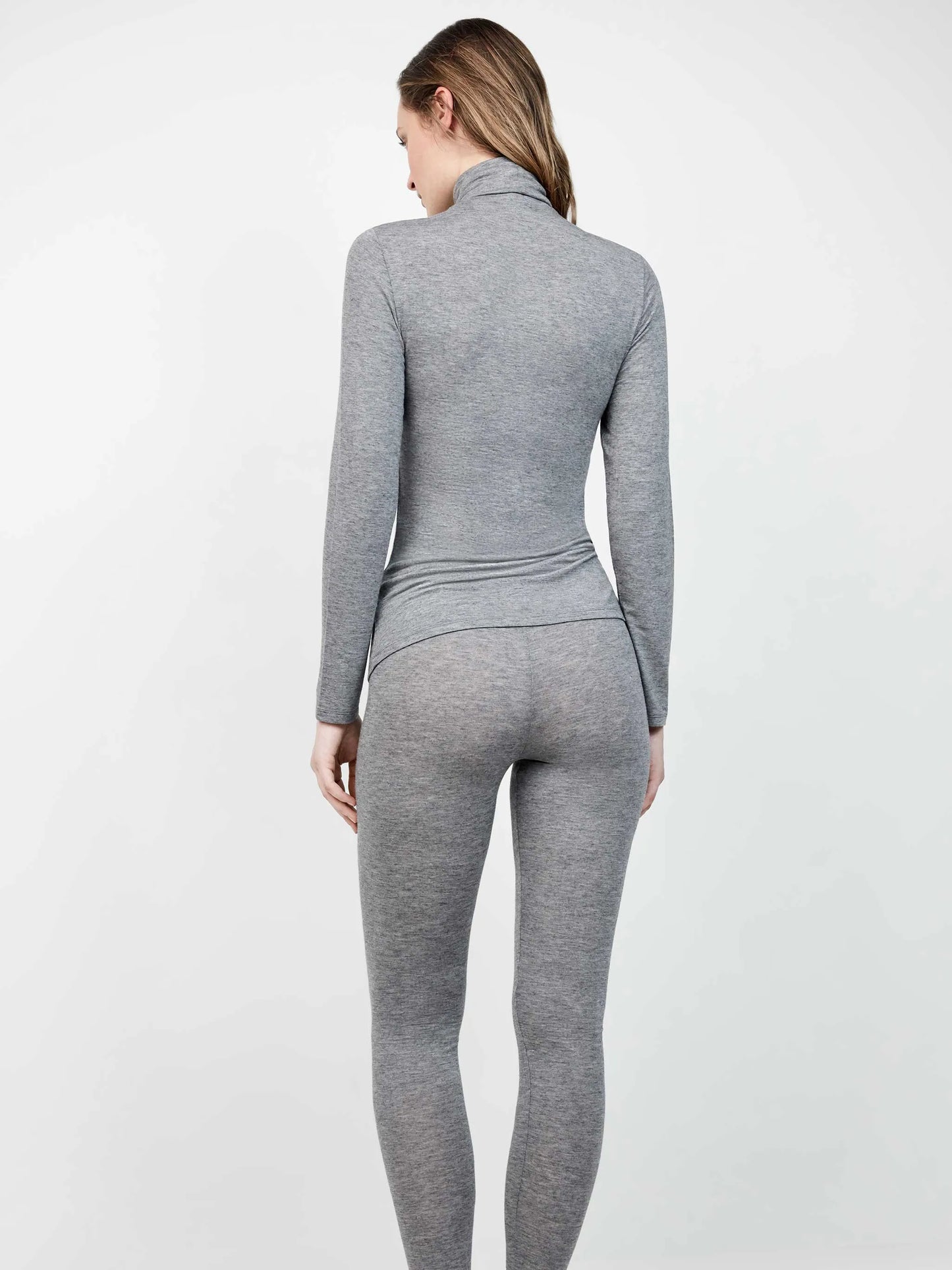 #Color_GRIS