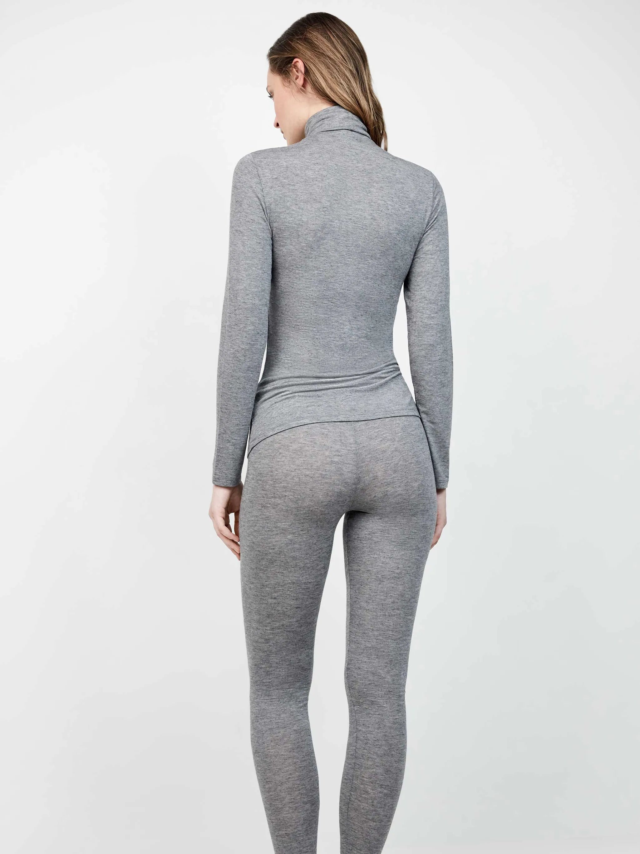 #Color_GRIS