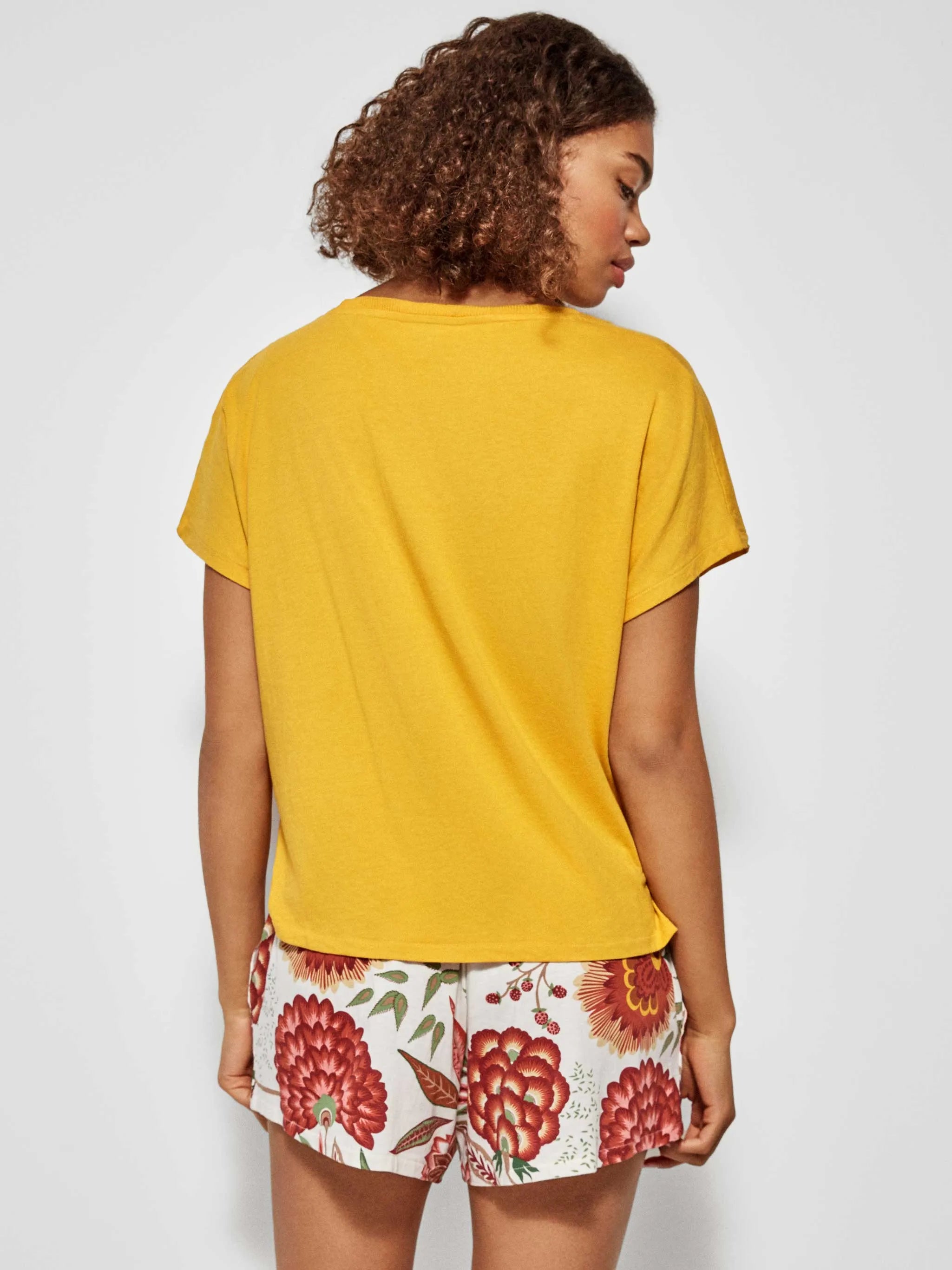 #Color_MUSTARD