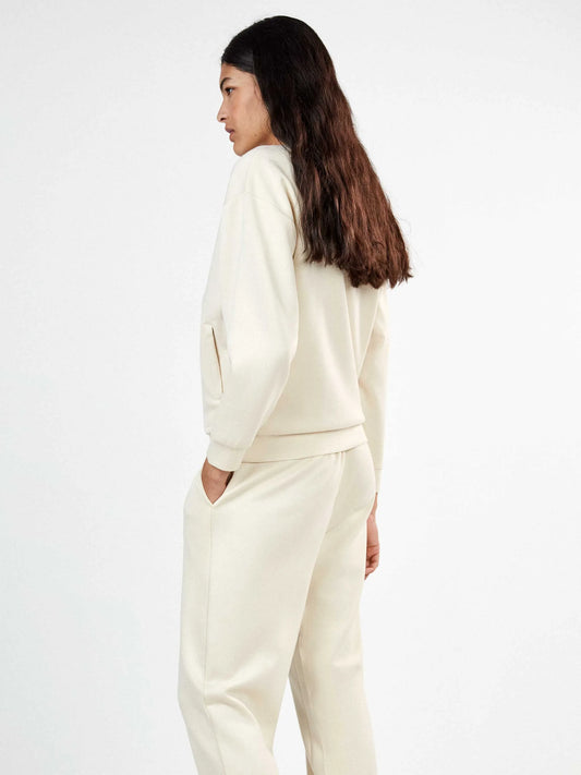 #Color_BEIGE