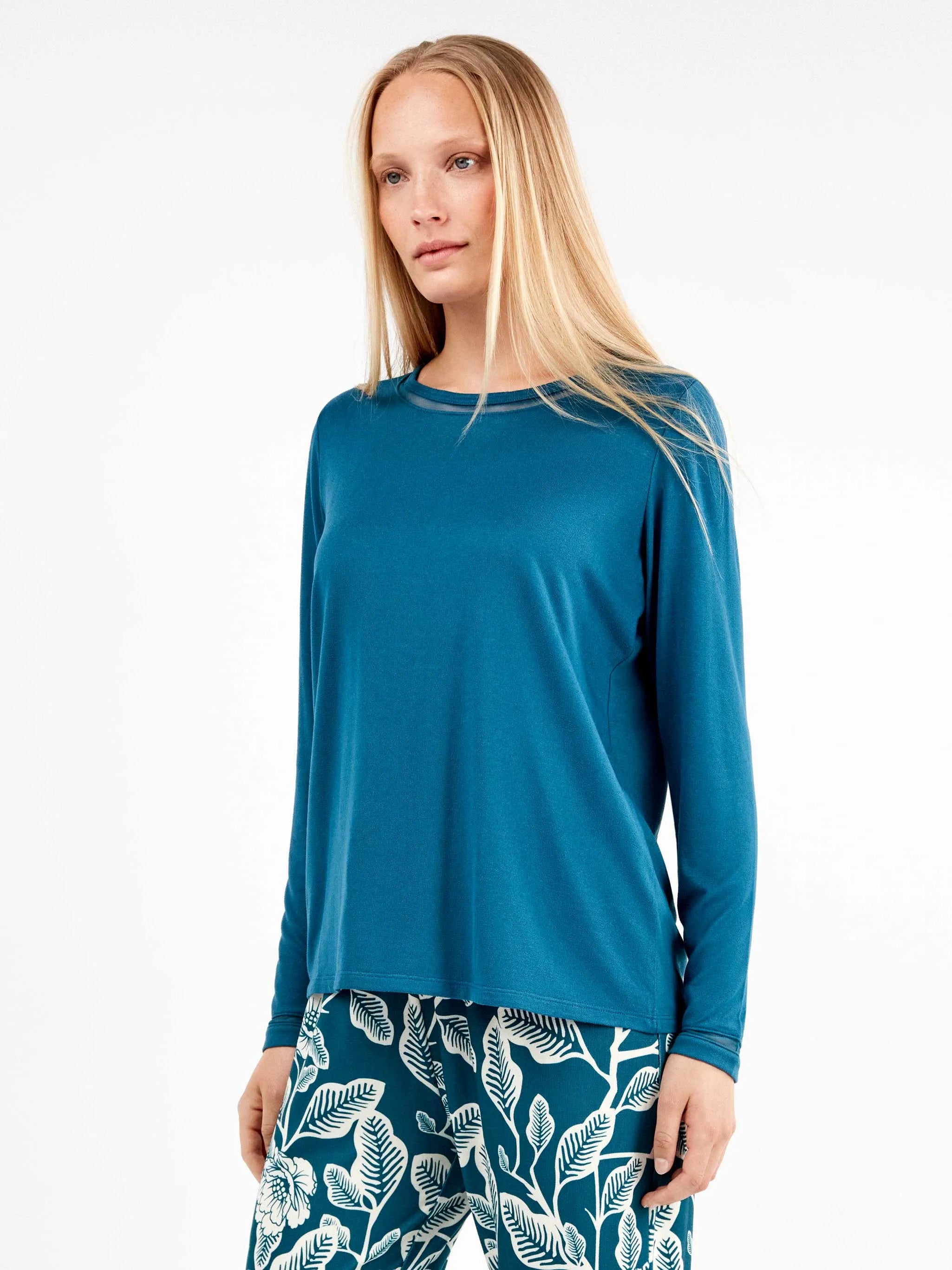 #PETROLEAN_BLUE color