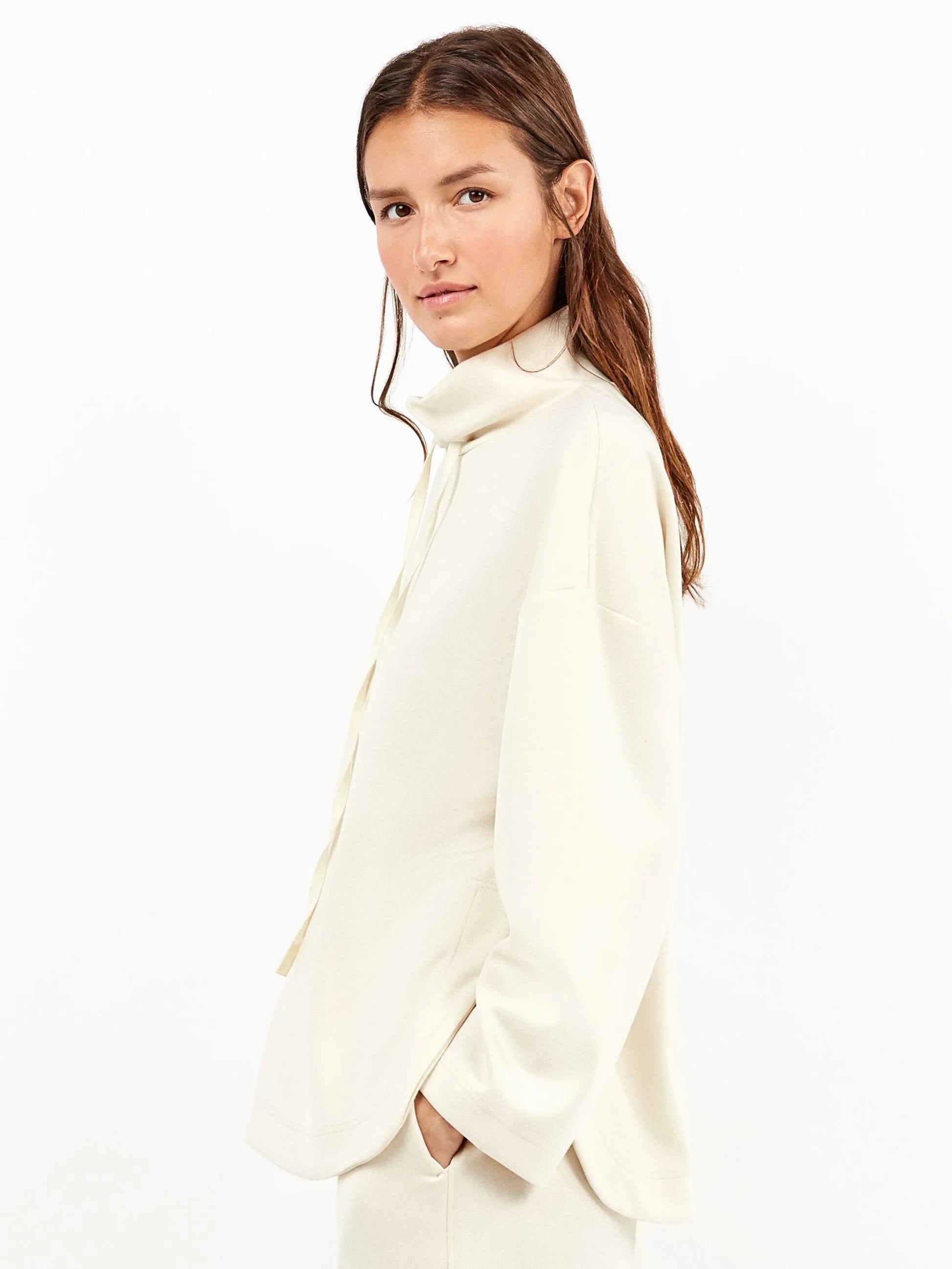 #Color_BEIGE