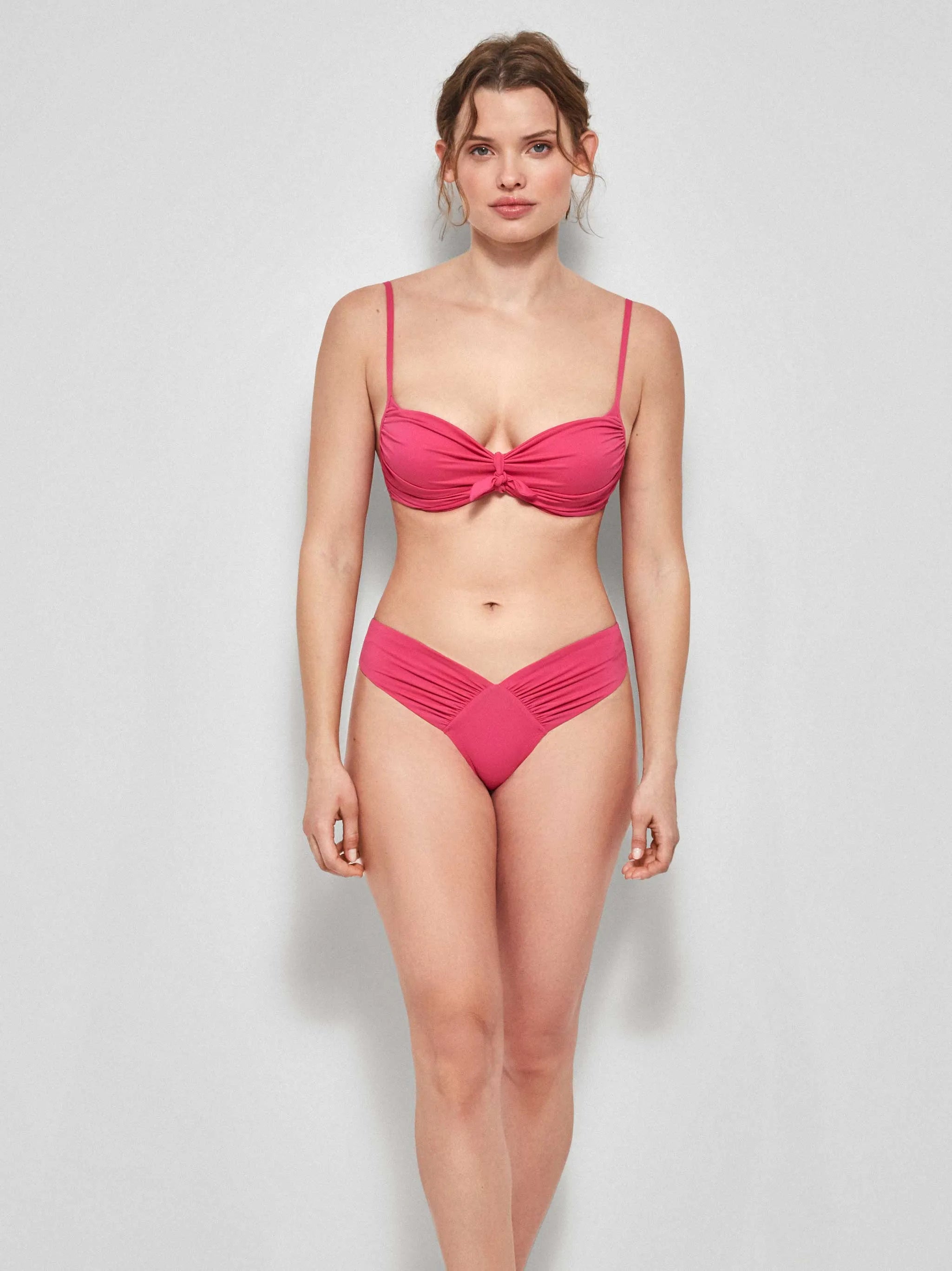 #Cor_FUCSIA