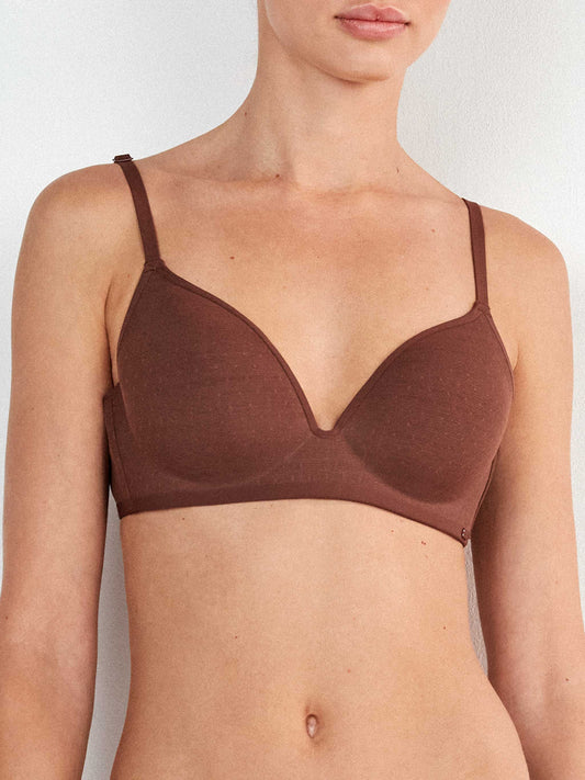 #Color_MARRÓN