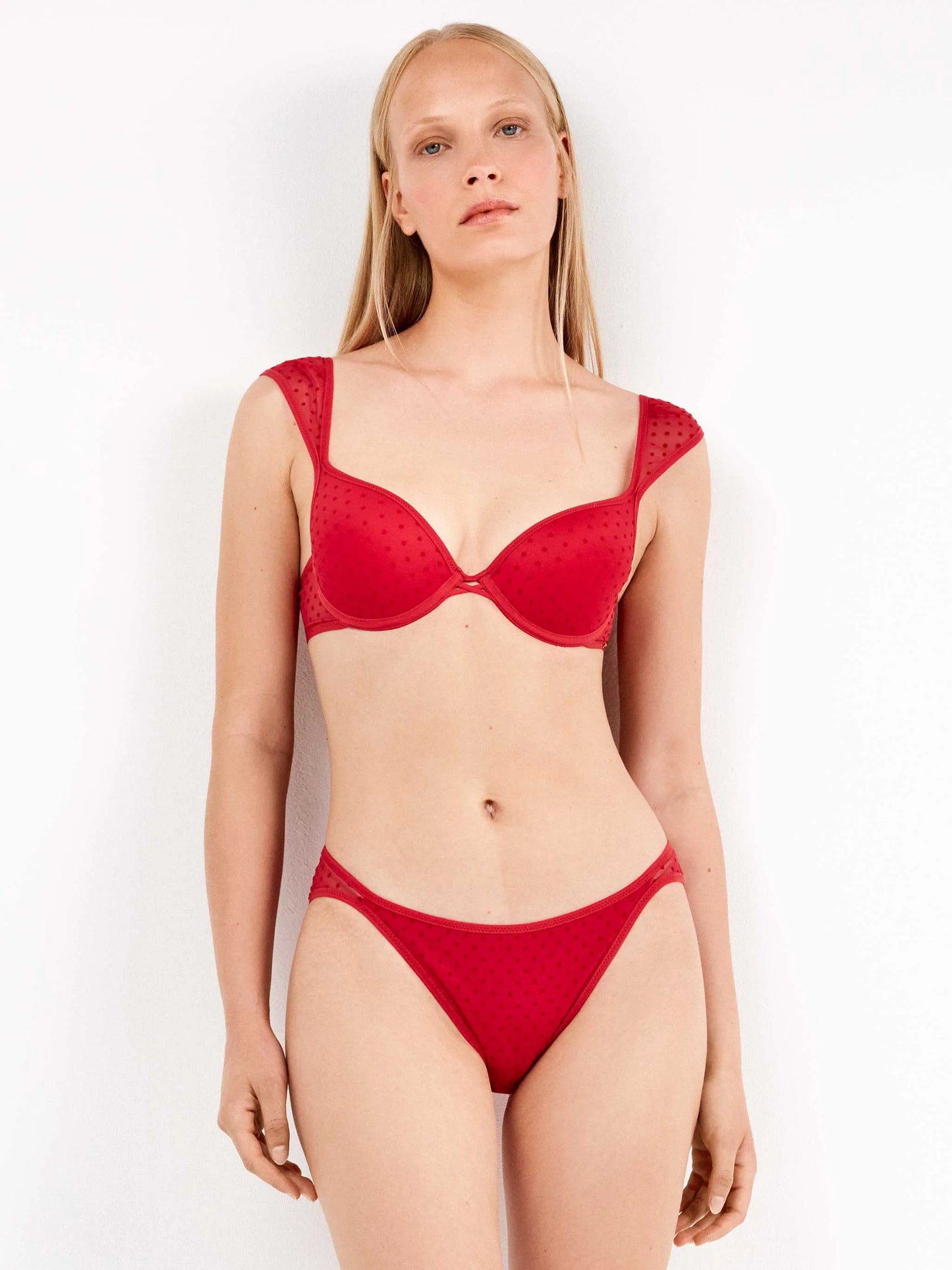 #Color_ROJO