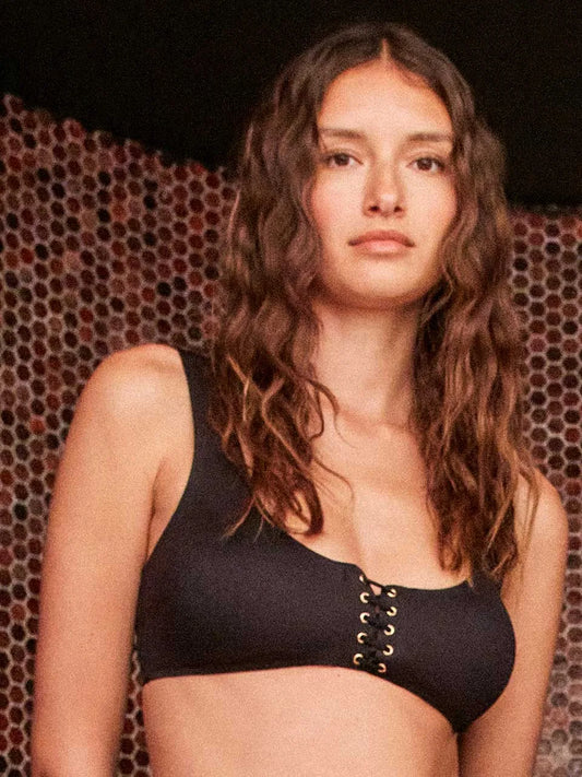 #Color_NEGRO