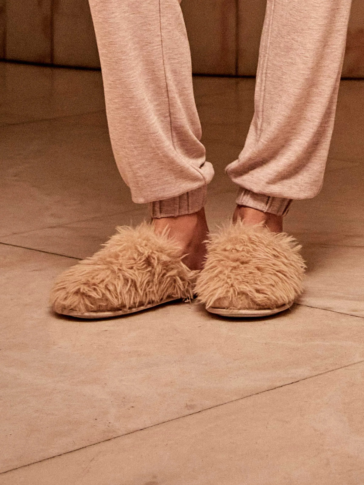 #Color_BEIGE